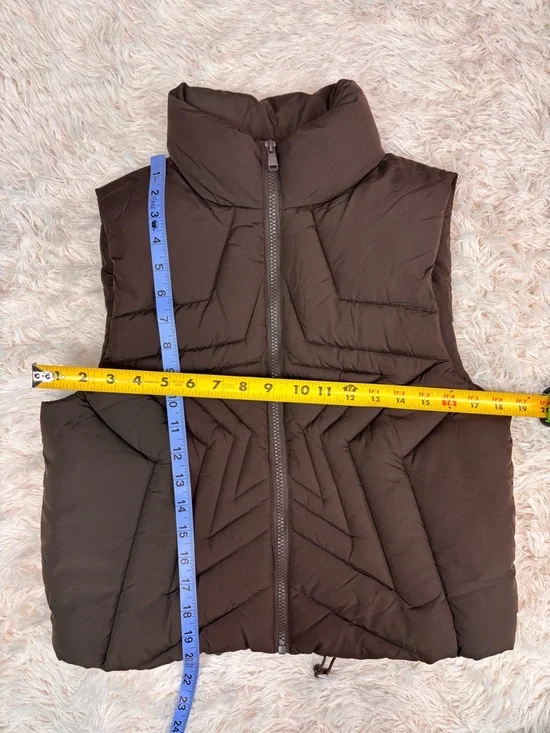Madden Girl Star Quilted Puffer Vest Brown XS Zip Up NWT - Picture 12 of 12